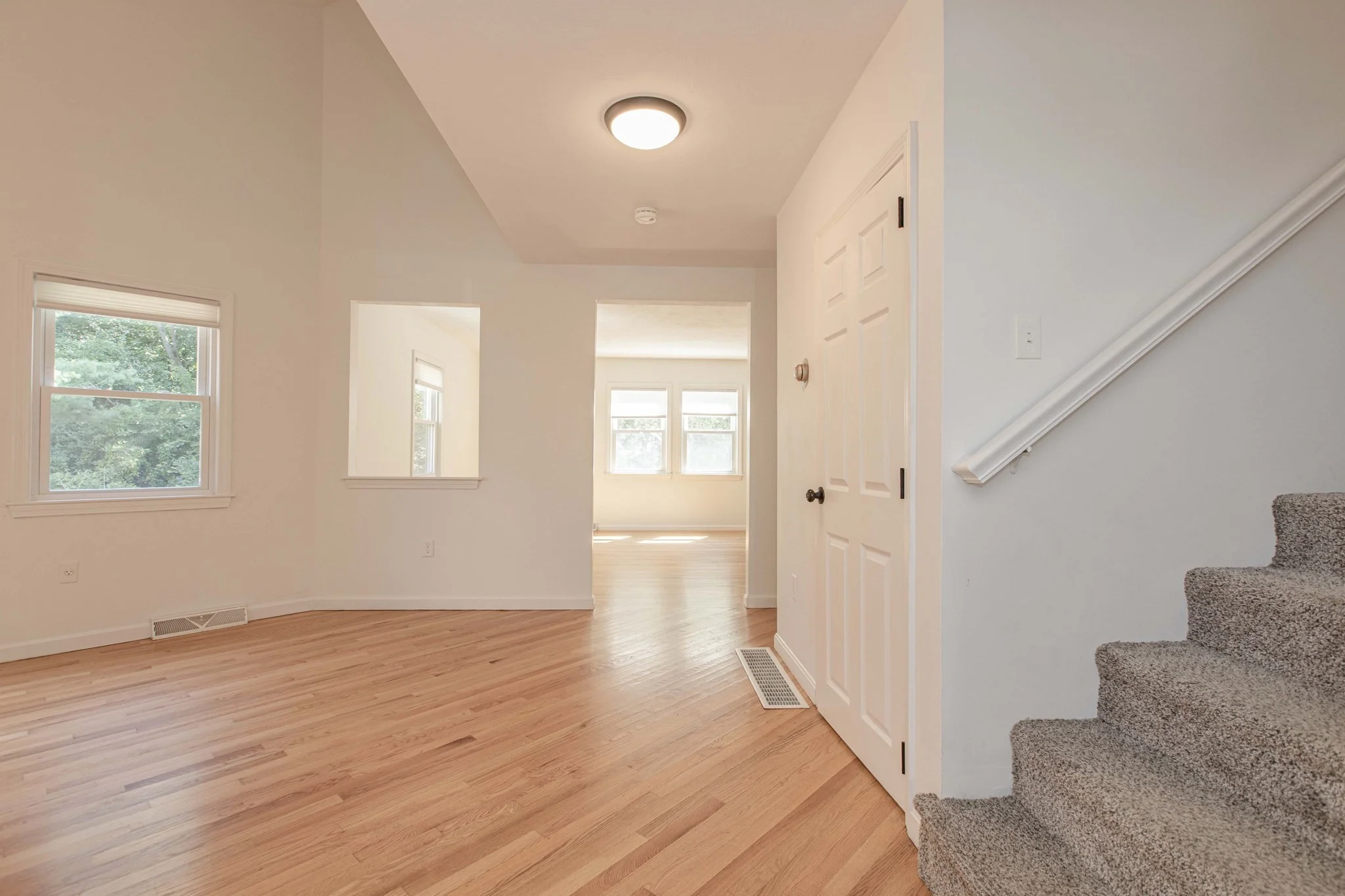 2 bed, 1 bath apartment for rent at 33 Lamplighter Unit 33, South Easton — photo 8 of 23