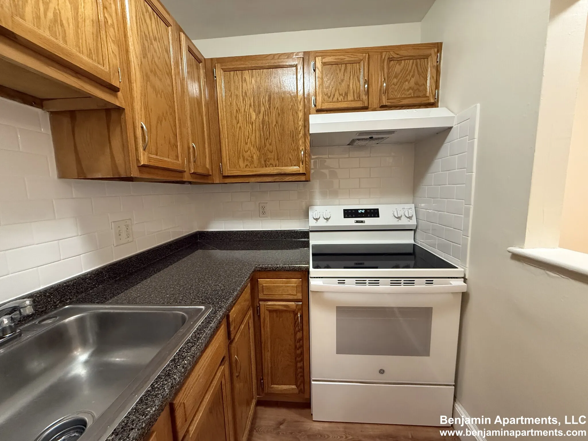 2 bed, 2 bath apartment for rent at 33 Lancaster Ter Unit 1-03, Corey Hill — photo 3 of 19