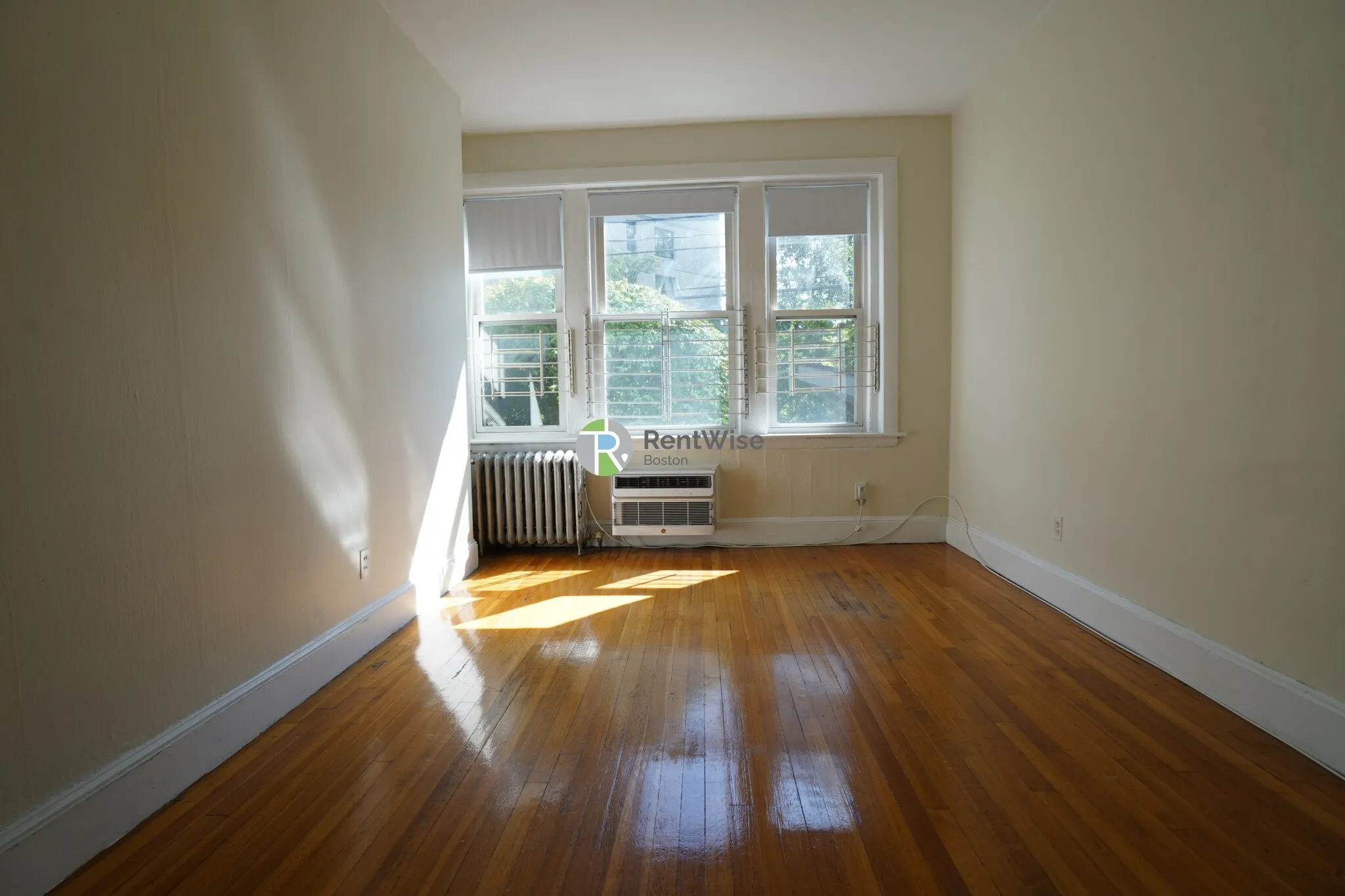1 bed, 1 bath apartment for rent at 33 Lancaster Ter Unit 1006, Corey Hill — photo 1 of 20