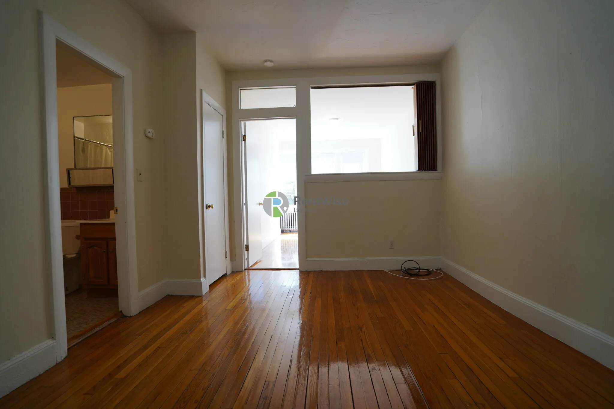 1 bed, 1 bath apartment for rent at 33 Lancaster Ter Unit 1006, Corey Hill — photo 2 of 20