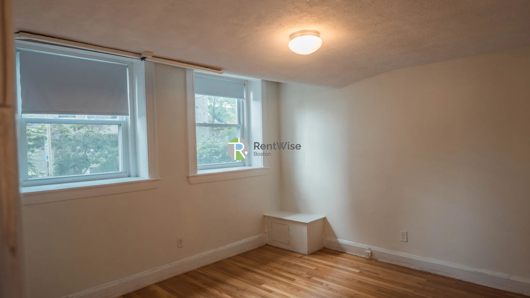 3 bed, 1 bath apartment for rent at 33 Lancaster Ter Unit 104, Corey Hill — photo 2 of 10