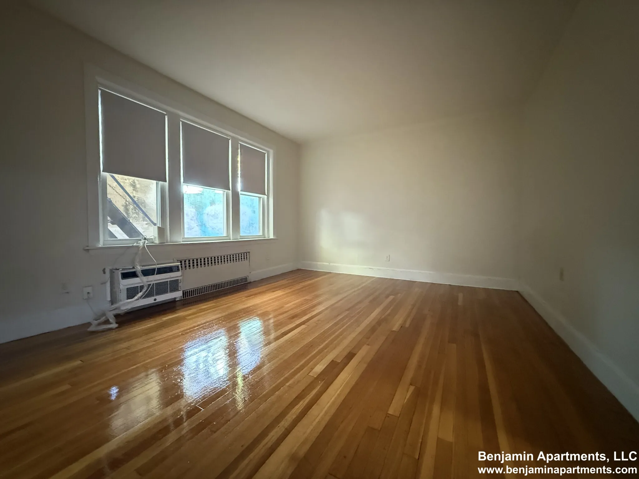 2 bed, 2 bath apartment for rent at 33 Lancaster Ter Unit 104D, Corey Hill — photo 3 of 16