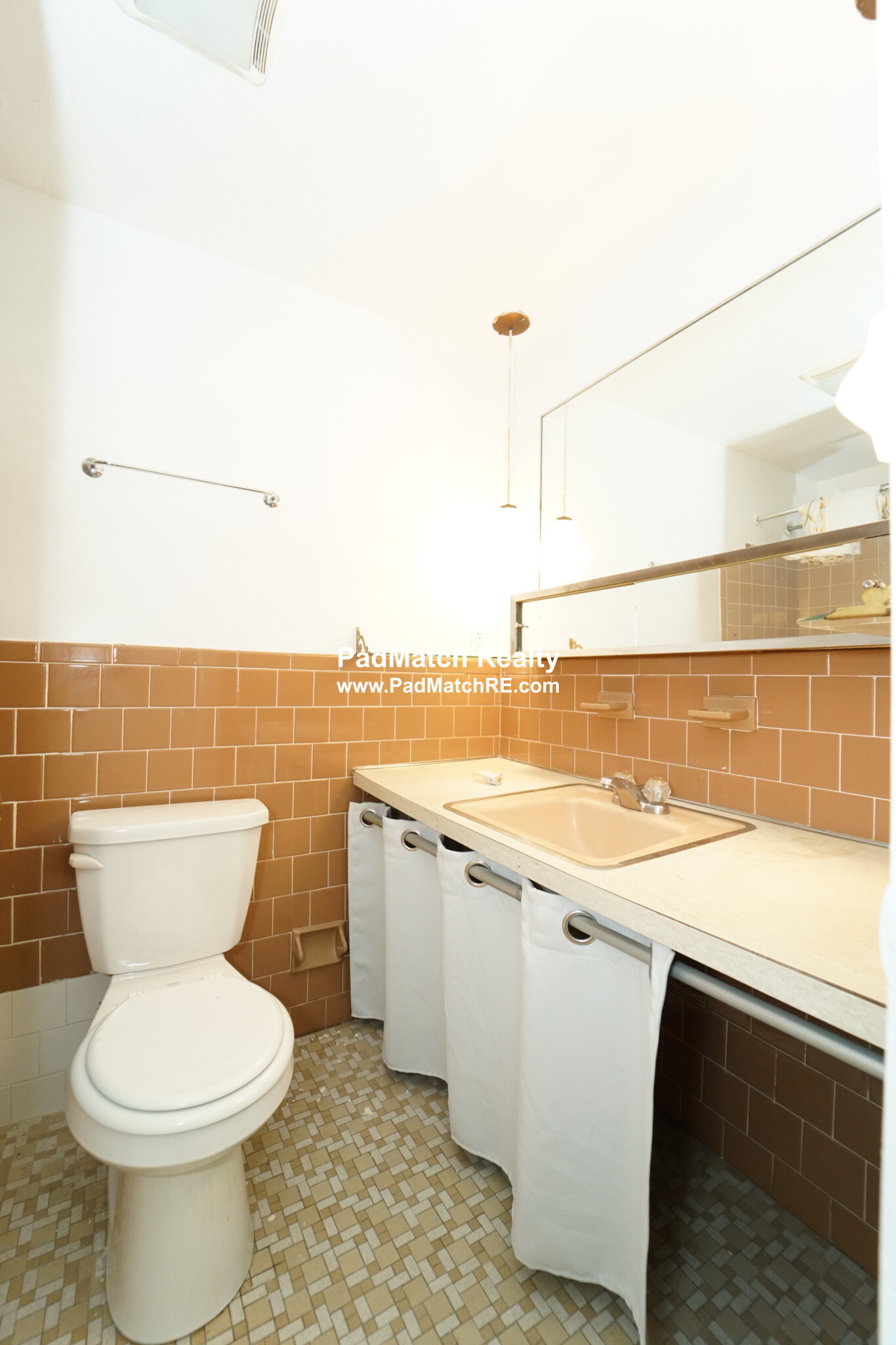 2 bed, 2 bath apartment for rent at 33 Lancaster Ter Unit 201, Corey Hill — photo 8 of 16
