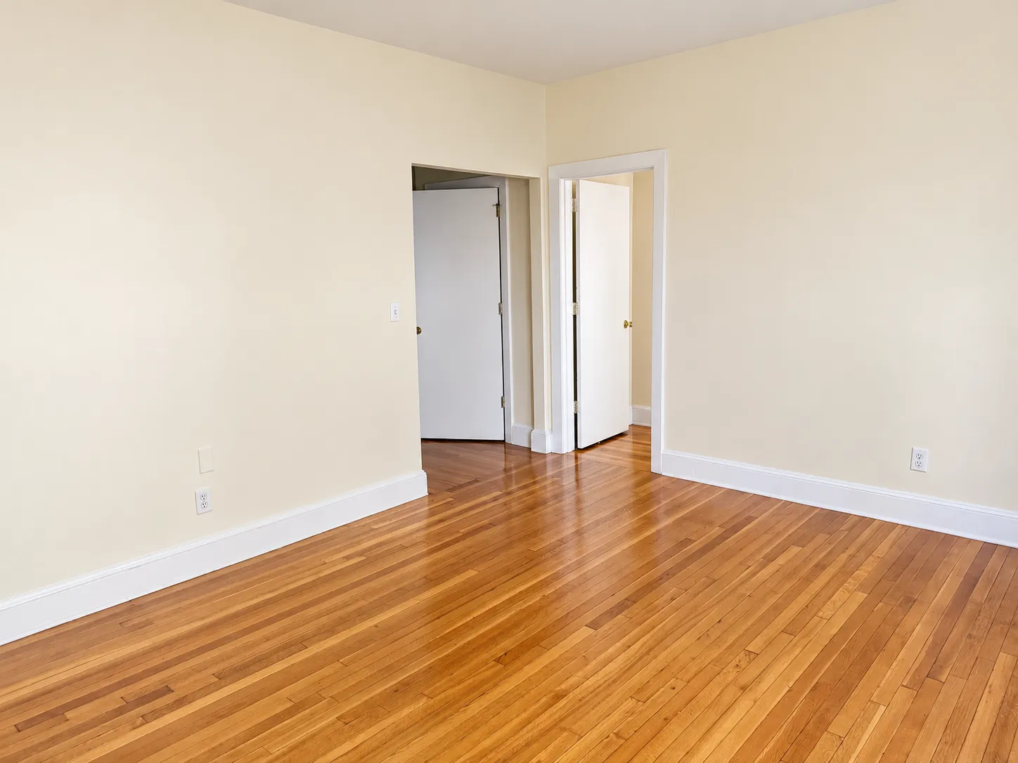 2 bed, 2 bath apartment for rent at 33 Lancaster Ter Unit 204, Corey Hill — photo 2 of 13