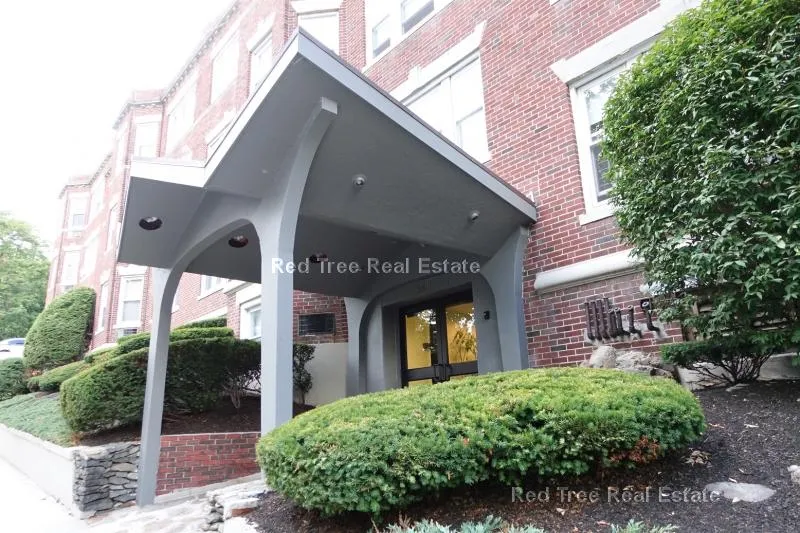 2 bed, 2 bath apartment for rent at 33 Lancaster Ter Unit 301, Corey Hill — photo 4 of 11