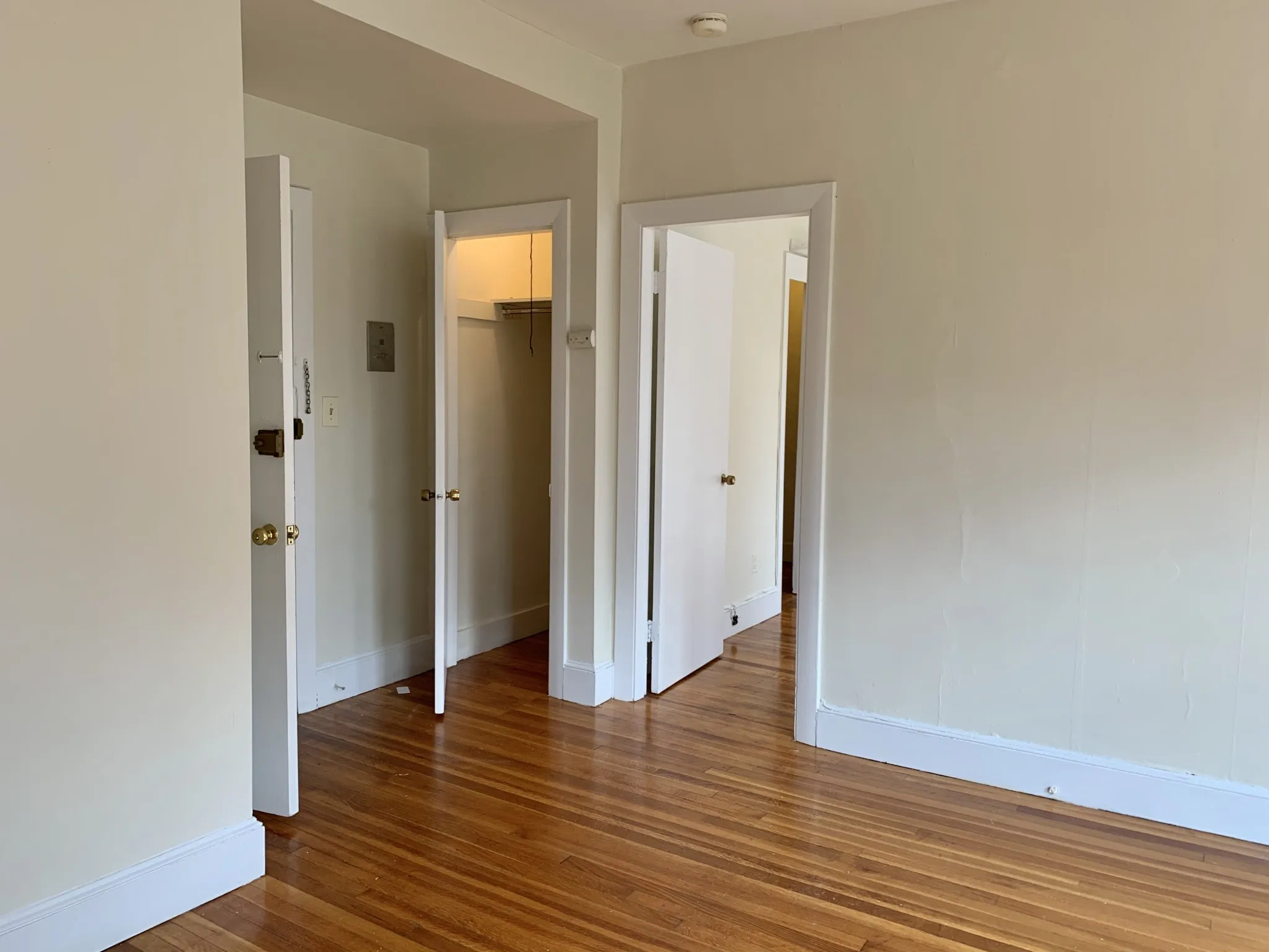 1 bed, 1 bath apartment for rent at 33 Lancaster Ter Unit 305, Corey Hill — photo 5 of 9