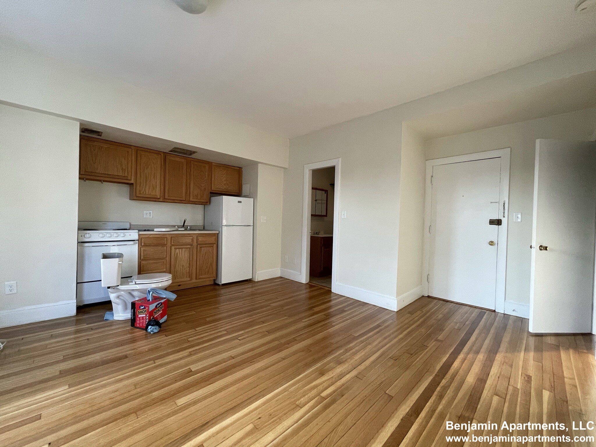 1 bed, 1 bath apartment for rent at 33 Lancaster Ter Unit 305D, Corey Hill — photo 6 of 8