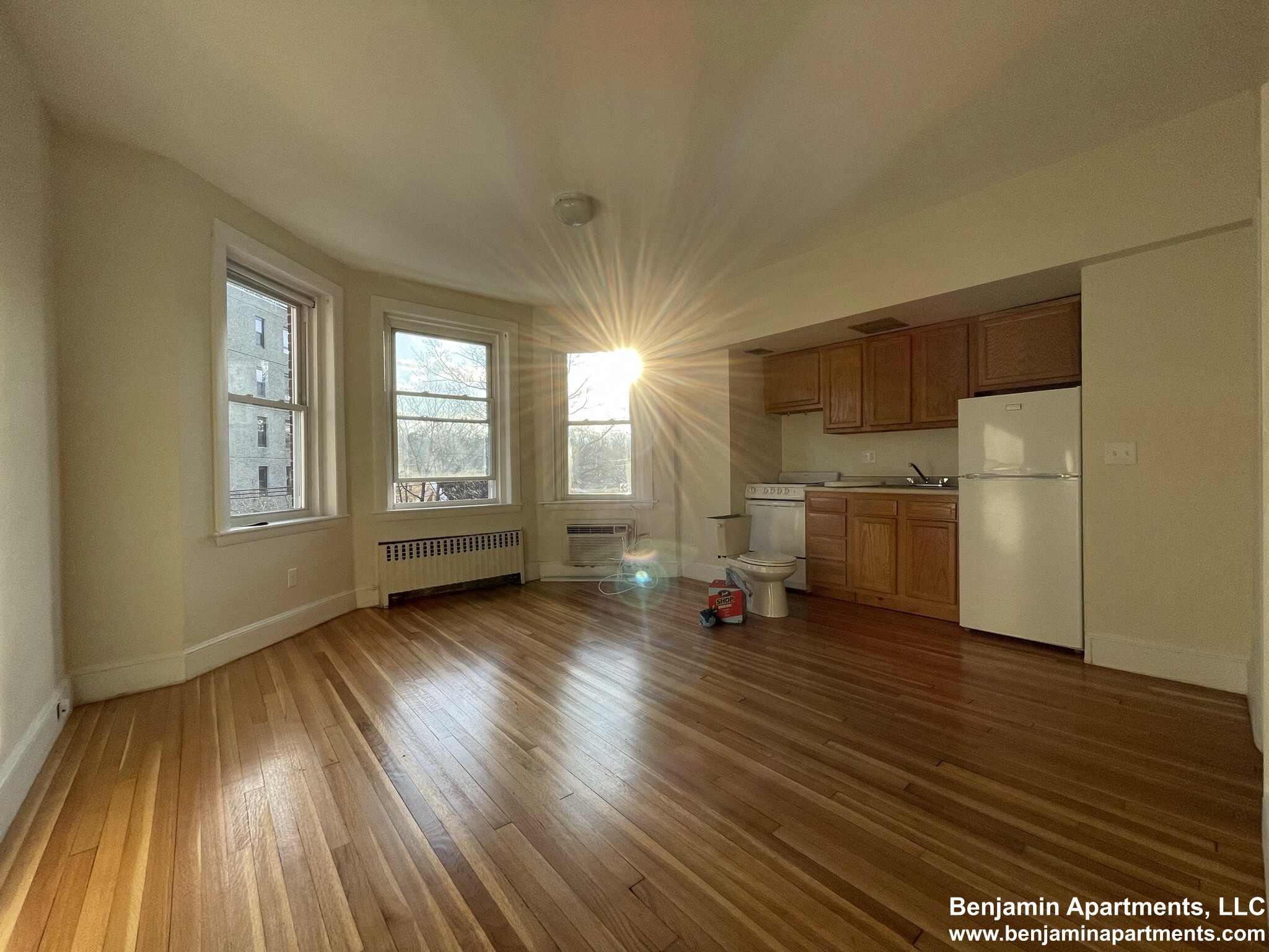 1 bed, 1 bath apartment for rent at 33 Lancaster Ter Unit 305D, Corey Hill — photo 5 of 8