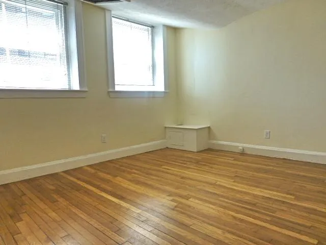 3 bed, 1 bath apartment for rent at 33 Lancaster Ter Unit A100, Corey Hill — photo 6 of 15