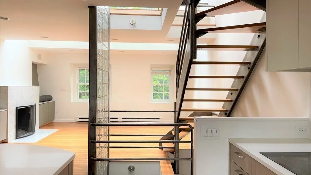 2 bed, 2 bath apartment for rent at 33 Lawrence St Unit 2, South End — photo 14 of 39