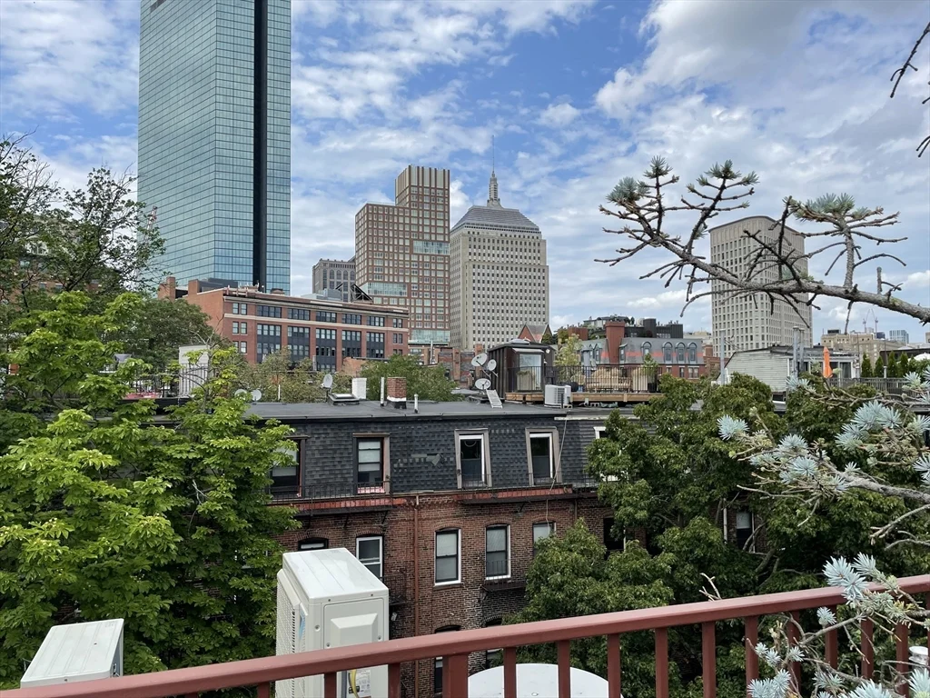 2 bed, 2 bath apartment for rent at 33 Lawrence St Unit Penthouse, South End