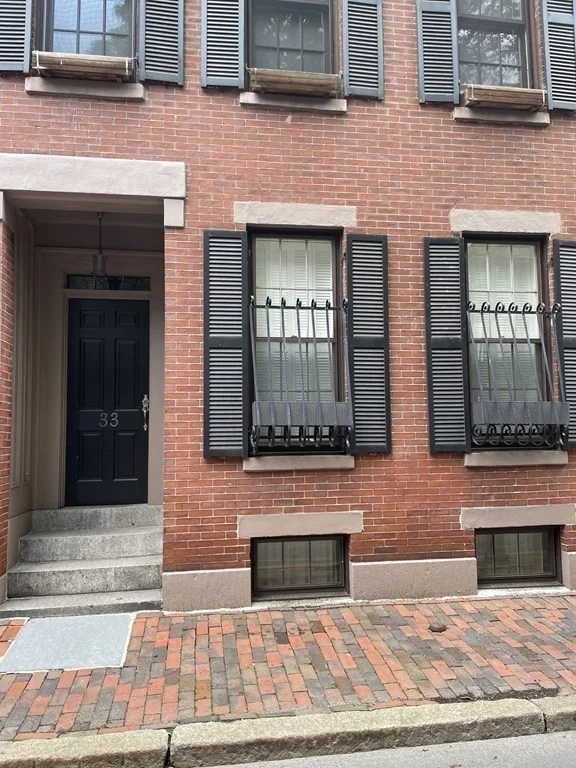 2 bed, 2 bath apartment for rent at 33 Lawrence St Unit Penthouse, South End — photo 39 of 40