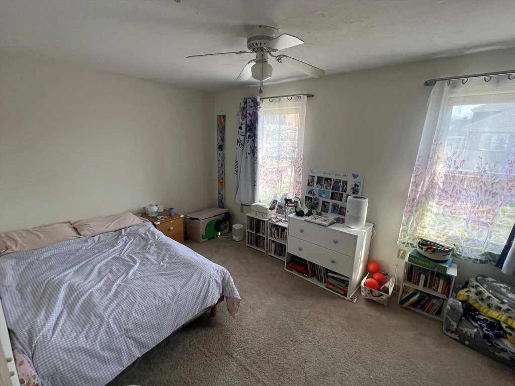 3 bed, 2 bath apartment for rent at 33 Lenglen Rd Unit 33, Newton — photo 8 of 9