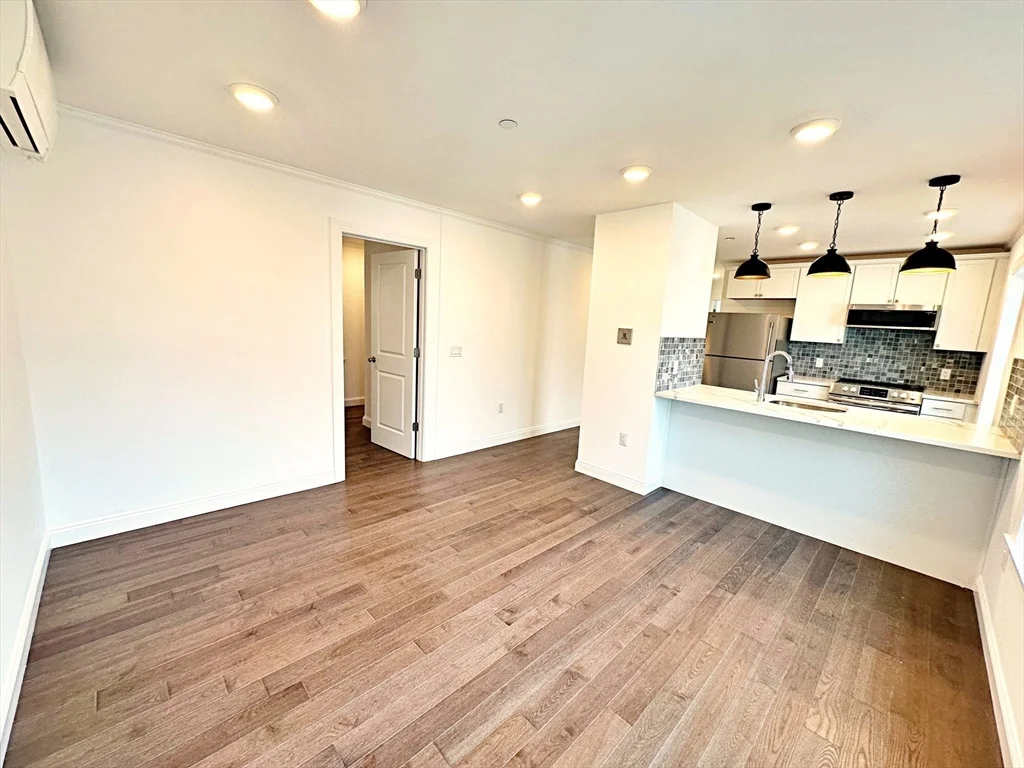 1 bed, 1 bath apartment for rent at 33 Leyden St Unit 6, East Boston — photo 5 of 25