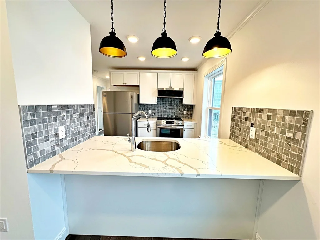 1 bed, 1 bath apartment for rent at 33 Leyden St Unit 6, East Boston — photo 8 of 25
