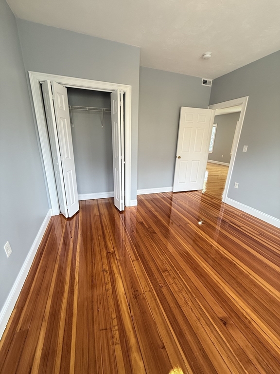 3 bed, 1 bath apartment for rent at 33 Lithgow Unit 2, Dorchester — photo 4 of 13