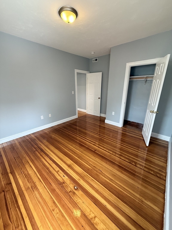 3 bed, 1 bath apartment for rent at 33 Lithgow Unit 2, Dorchester — photo 11 of 13