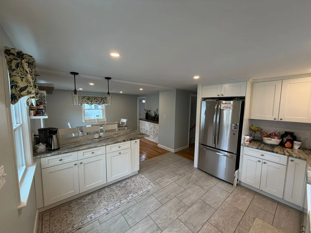 3 bed, 3 bath apartment for rent at 33 Logan Rd Unit 33, Braintree — photo 18 of 19