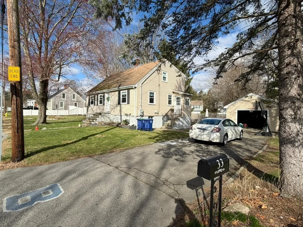 3 bed, 3 bath apartment for rent at 33 Logan Rd Unit 33, Braintree