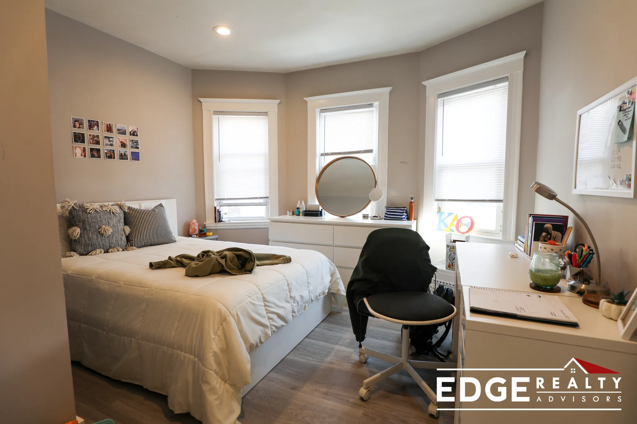 4 bed, 1.5 bath apartment for rent at 33 Long Ave Unit 2, Allston — photo 6 of 12