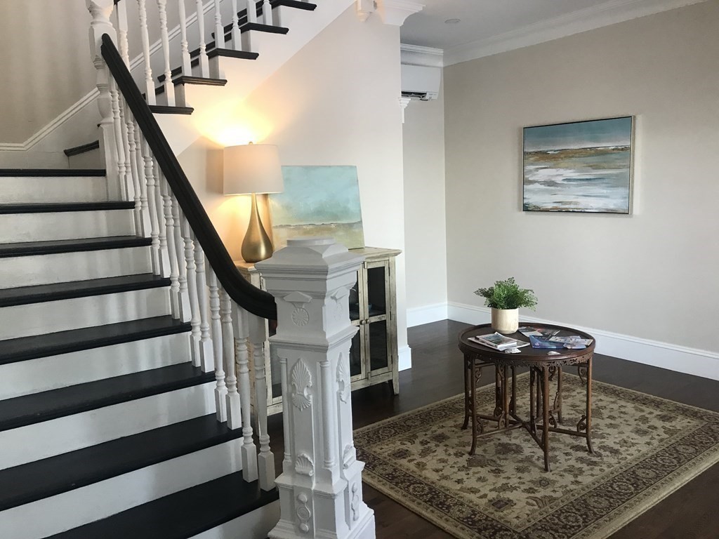 3 bed, 2 bath apartment for rent at 33 Lothrop St Unit 2nd fl, Beverly — photo 3 of 40
