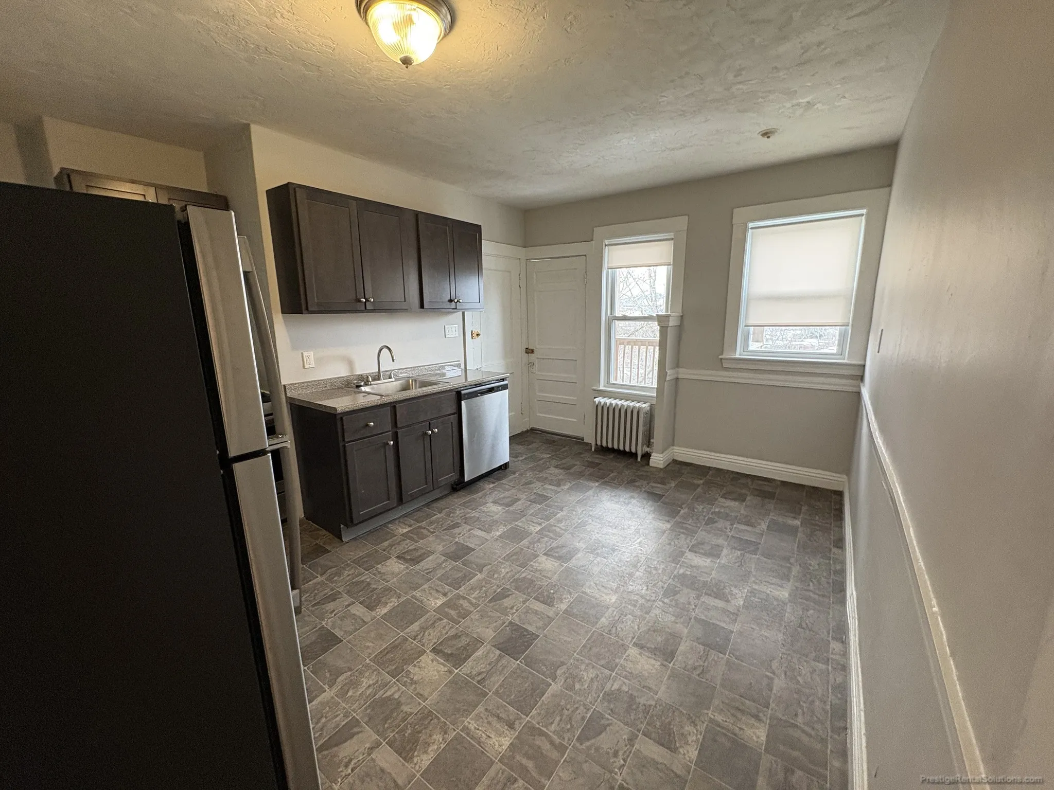 2 bed, 1 bath apartment for rent at 33 Lourdes Ave Unit 5, Jamaica Plain — photo 10 of 16