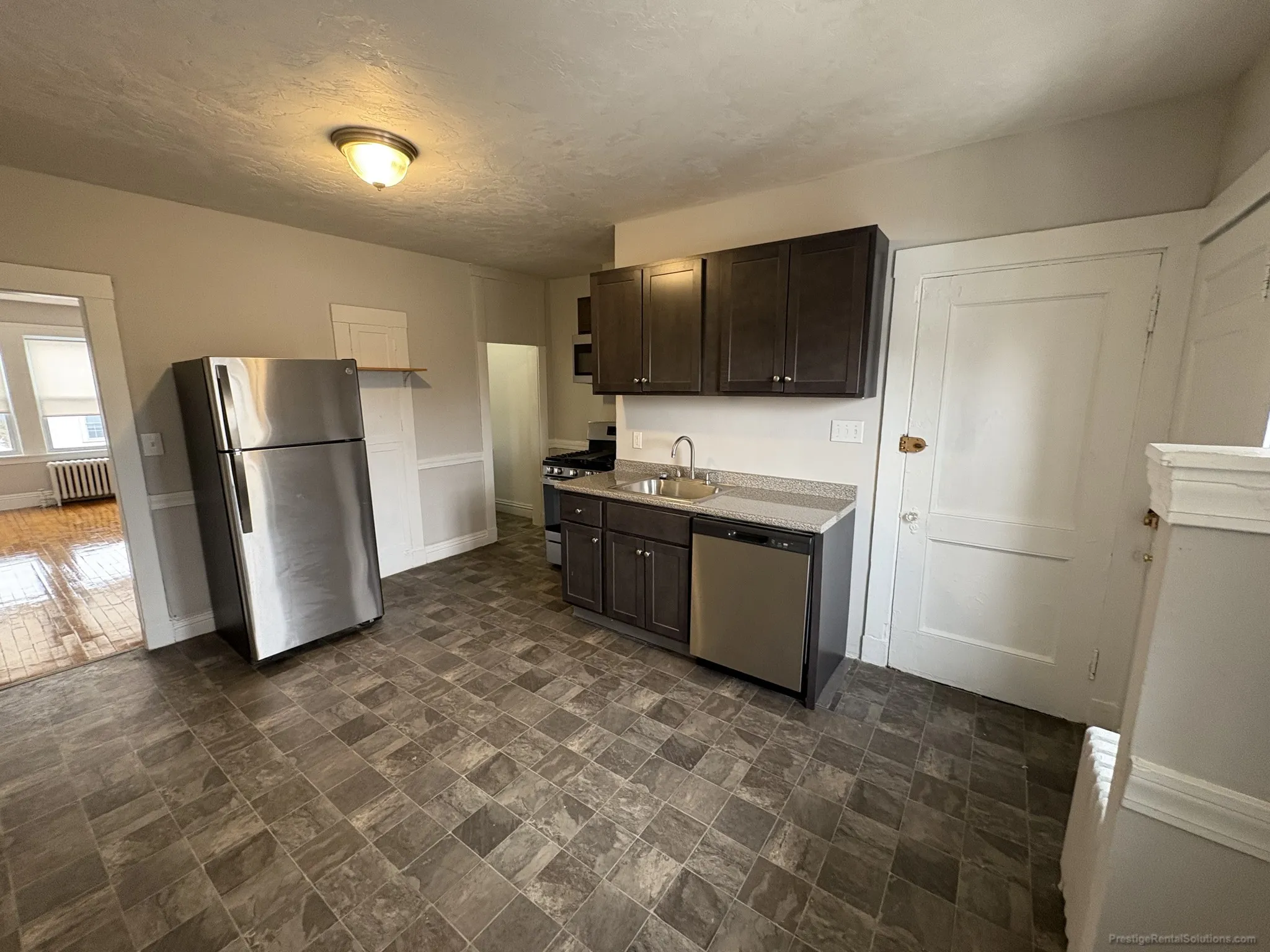 2 bed, 1 bath apartment for rent at 33 Lourdes Ave Unit 5, Jamaica Plain — photo 11 of 16