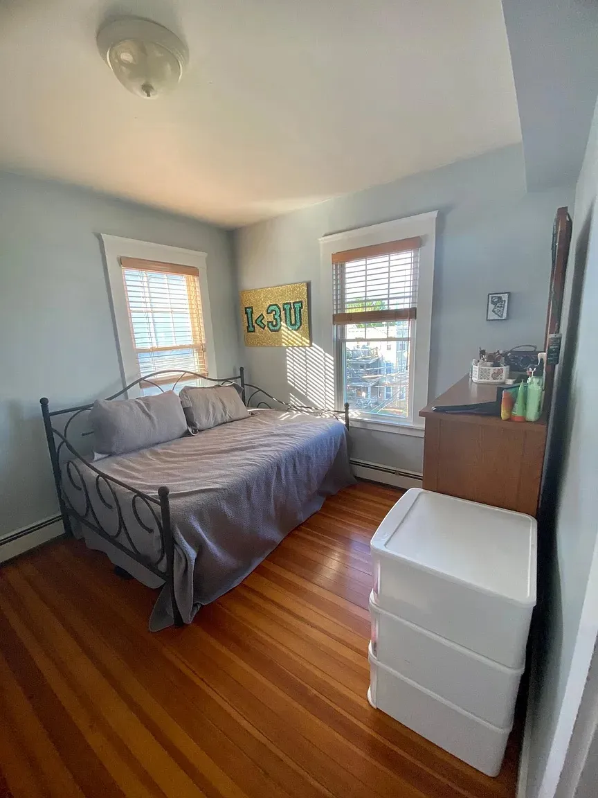 2 bed, 1 bath apartment for rent at 33 Main St Unit 5, Winter Hill — photo 10 of 16