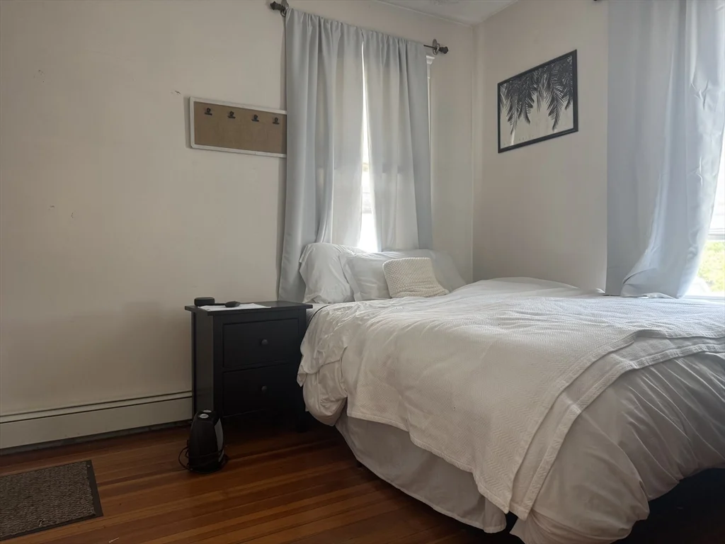 2 bed, 1 bath apartment for rent at 33 Main St Unit 6, Winter Hill — photo 4 of 7