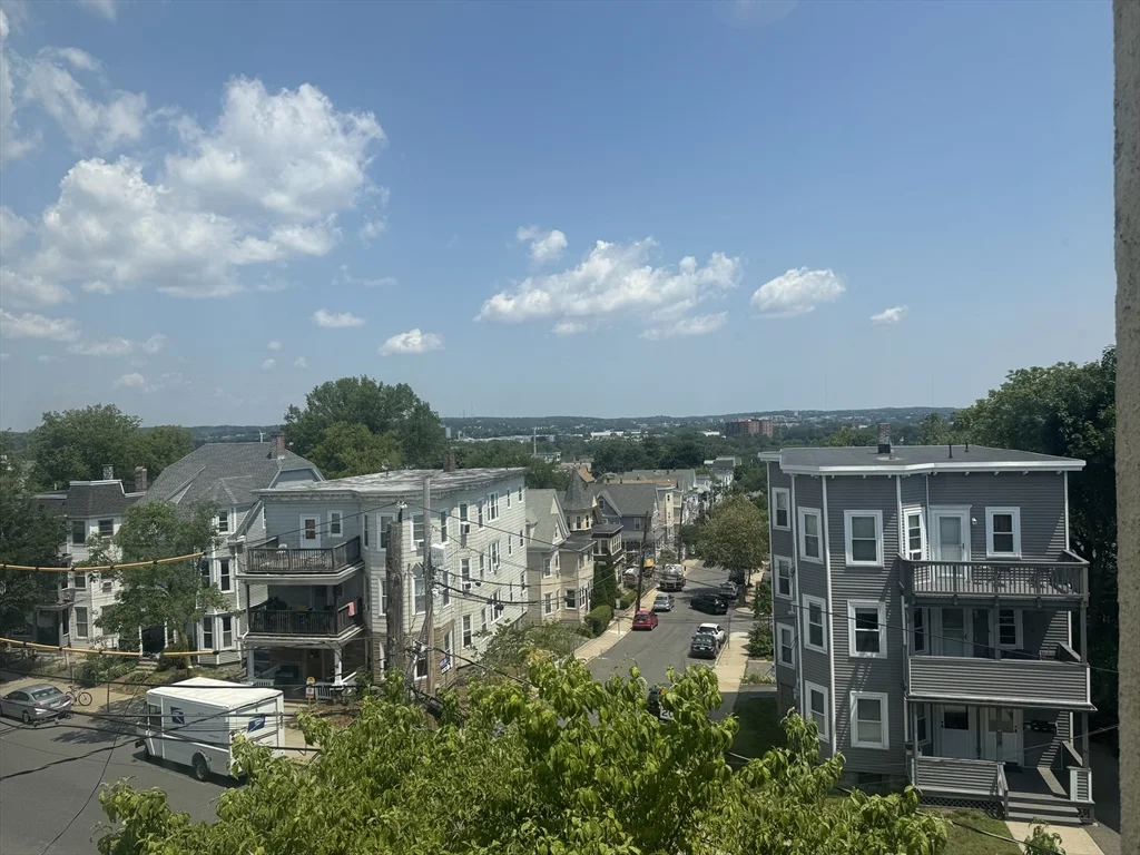 2 bed, 1 bath apartment for rent at 33 Main St Unit 6, Winter Hill — photo 7 of 7