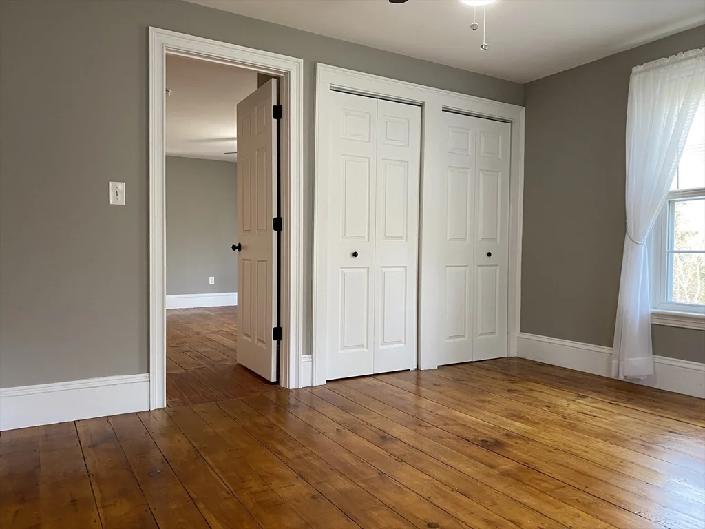 2 bed, 1 bath apartment for rent at 33 Maple St Unit 2, Sterling — photo 13 of 15