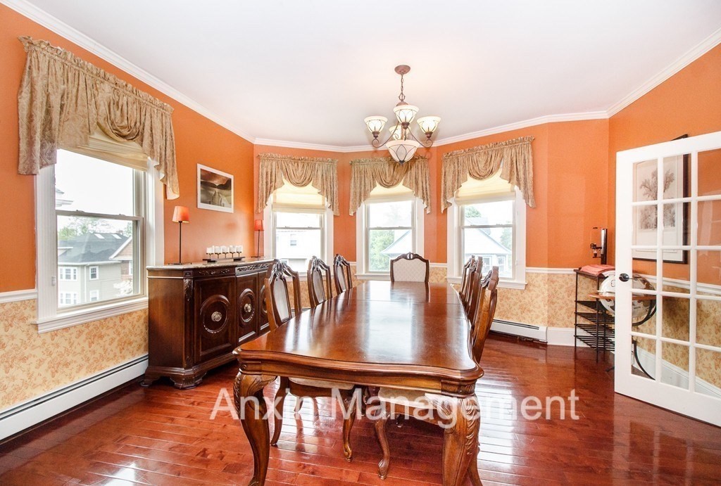 6 bed, 3 bath apartment for rent at 33 Mapleton St Unit 2, Brighton — photo 6 of 20