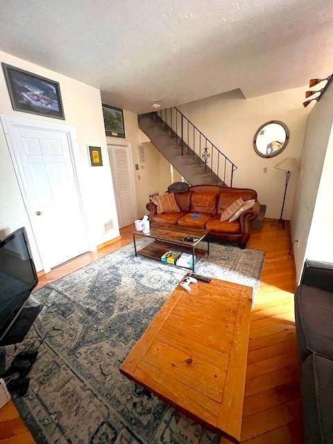 4 bed, 2 bath apartment for rent at 33 Marine Rd Unit R, Boston — photo 5 of 13