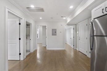 3 bed, 1 bath apartment for rent at 33 Merriam St Unit 1, Ward Two — photo 3 of 11