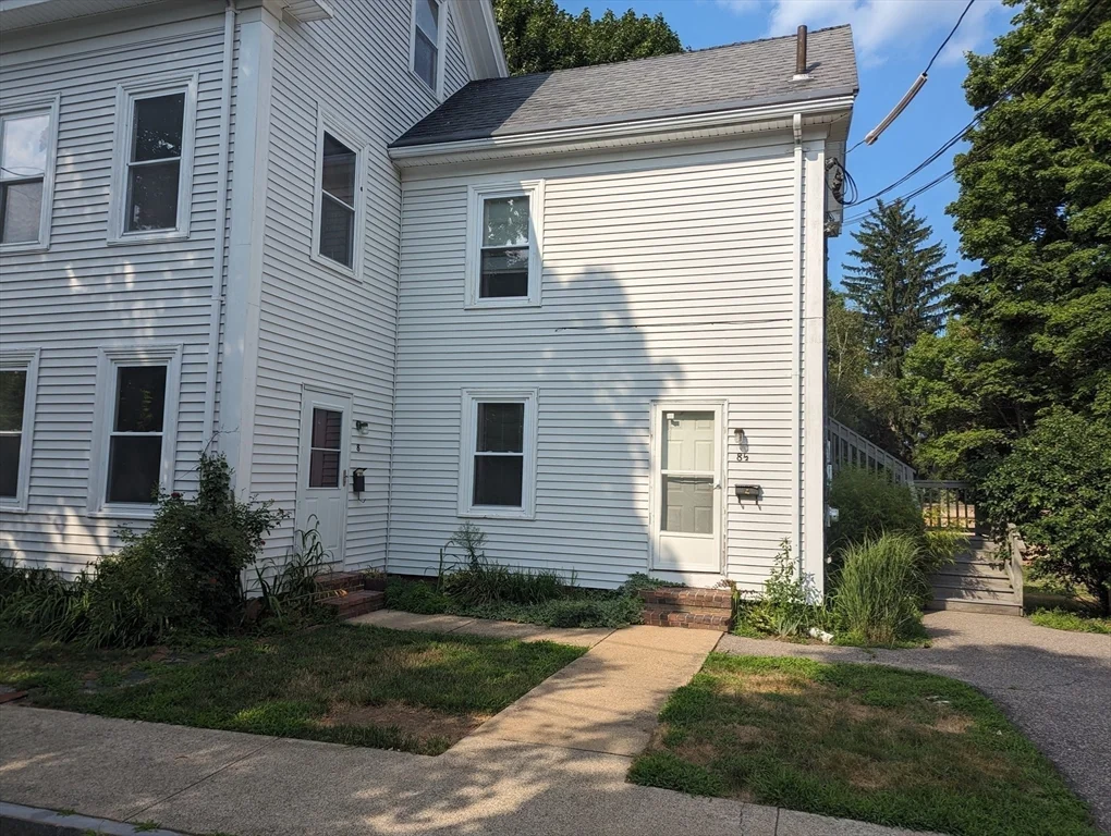 1 bed, 1 bath apartment for rent at 33 Merrill Unit 2, Newburyport — photo 6 of 22