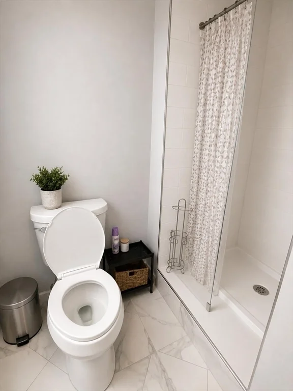 3 bed, 3 bath apartment for rent at 33 Middle St Unit A, Nonantum — photo 7 of 11