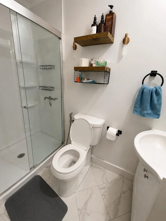 3 bed, 3 bath apartment for rent at 33 Middle St Unit A, Nonantum — photo 8 of 11