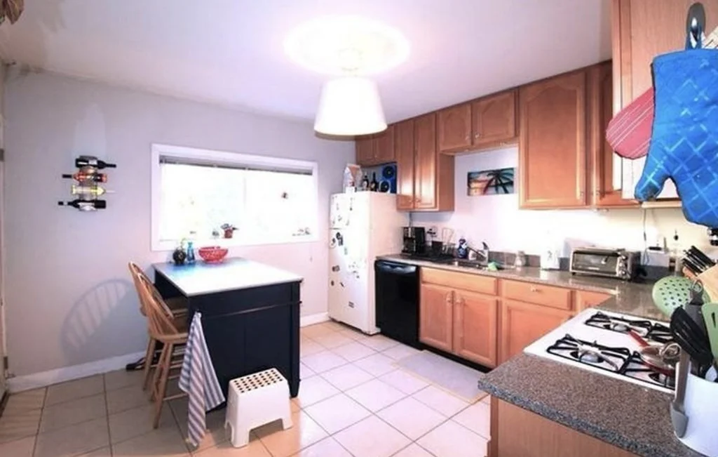 2 bed, 1 bath apartment for rent at 33 Montcalm Ave Unit 1, Brighton — photo 5 of 8
