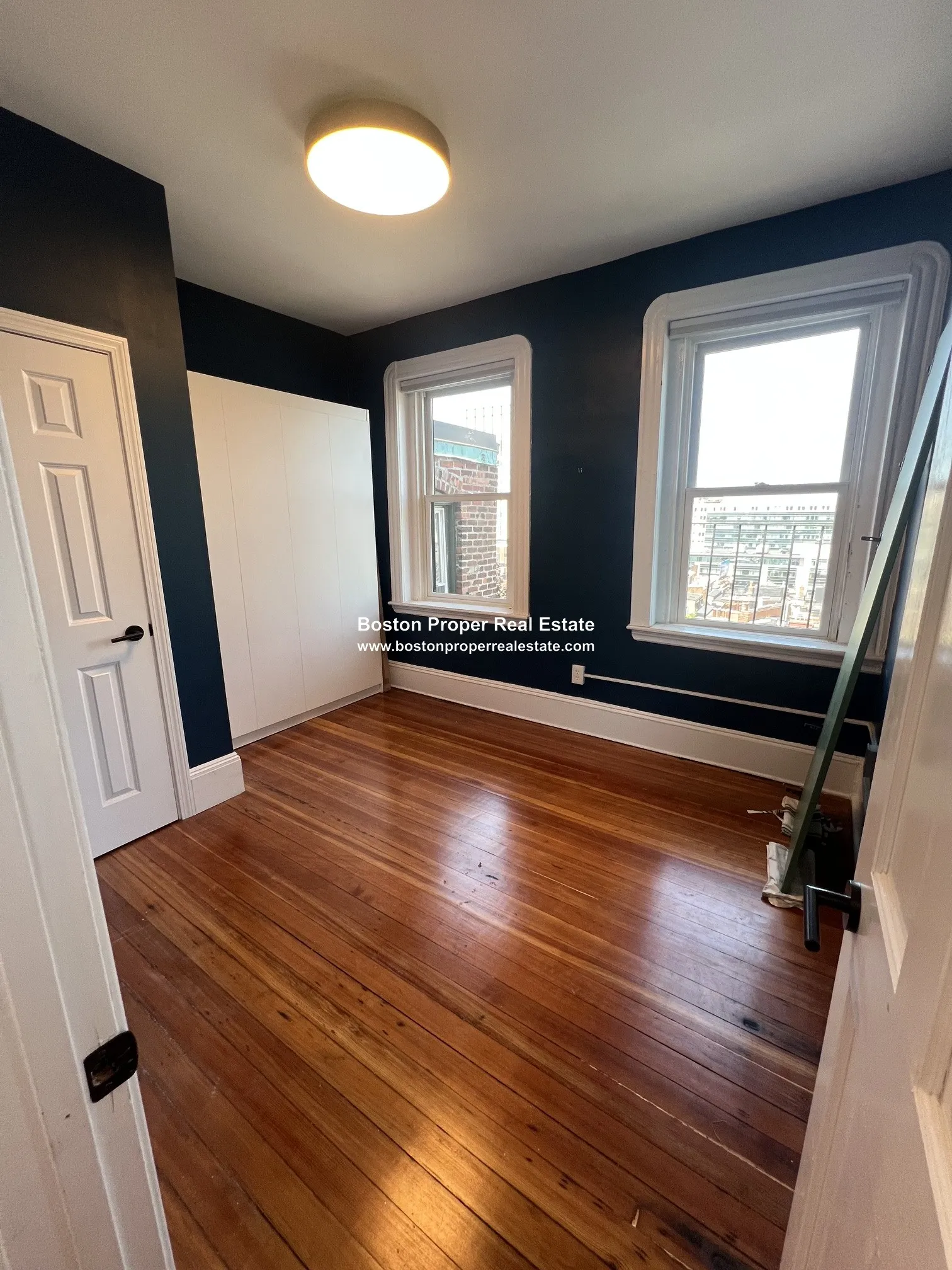 2 bed, 1 bath apartment for rent at 33 Myrtle St Unit 5, Beacon Hill — photo 8 of 17
