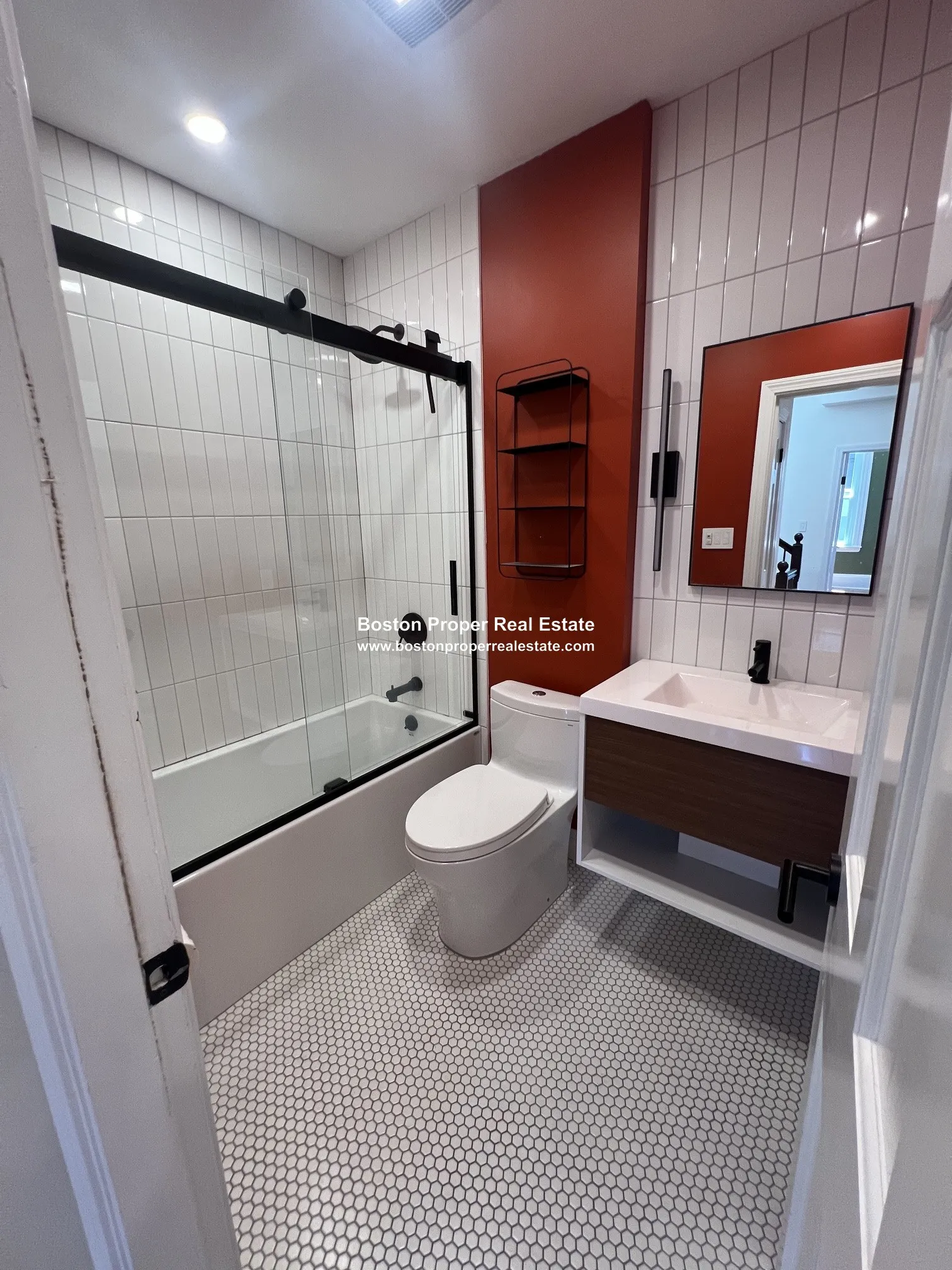 2 bed, 1 bath apartment for rent at 33 Myrtle St Unit 5, Beacon Hill — photo 12 of 17