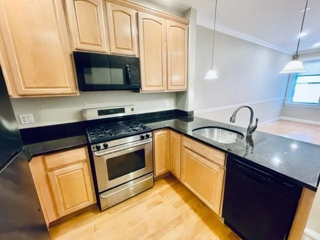 2 bed, 2 bath apartment for rent at 33 Bennet St Unit 2, North End — photo 9 of 19