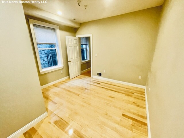 2 bed, 2 bath apartment for rent at 33 Bennet St Unit 2, North End — photo 15 of 18