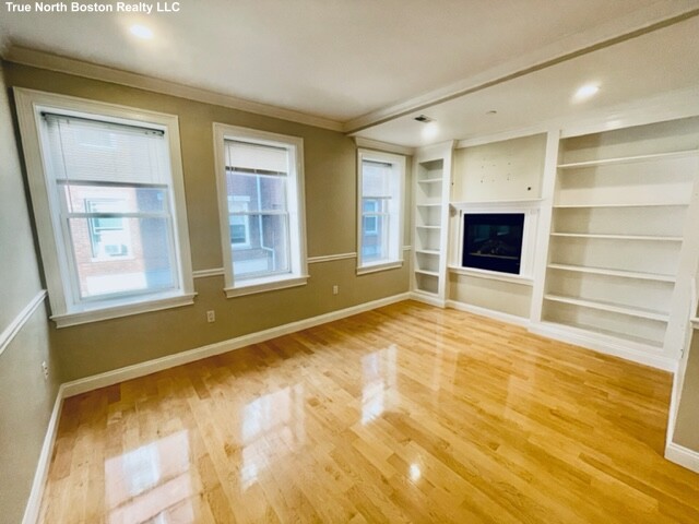 2 bed, 2 bath apartment for rent at 33 Bennet St Unit 2, North End — photo 3 of 18
