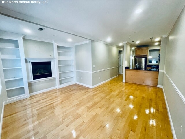 2 bed, 2 bath apartment for rent at 33 Bennet St Unit 2, North End — photo 1 of 18