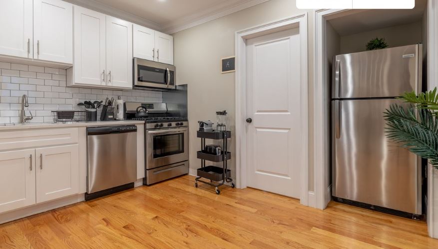 Studio bed, 1 bath apartment for rent at 33 North Margin St Unit 1A, North End — photo 8 of 9