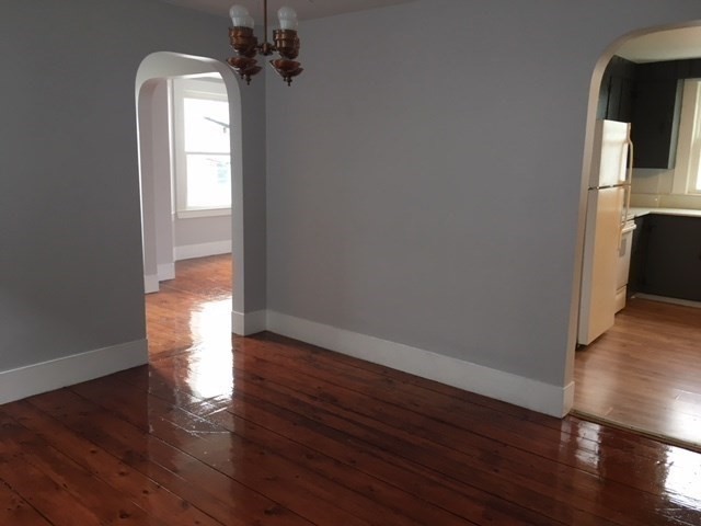 5 bed, 2 bath apartment for rent at 33 Osgood St Unit 2, Salem — photo 5 of 20