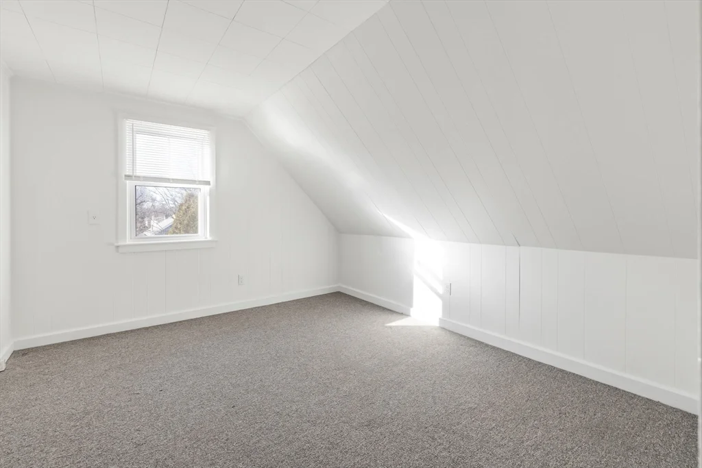 3 bed, 2 bath apartment for rent at 33 Pearl St Unit 2, Natick — photo 18 of 27