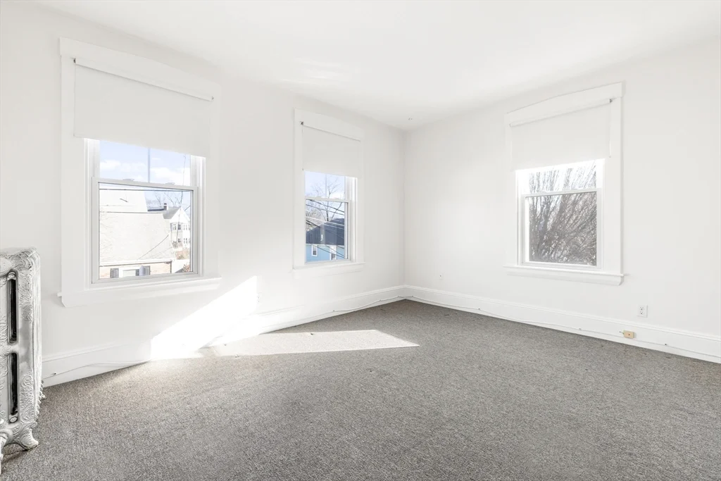 3 bed, 2 bath apartment for rent at 33 Pearl St Unit 2, Natick — photo 7 of 27