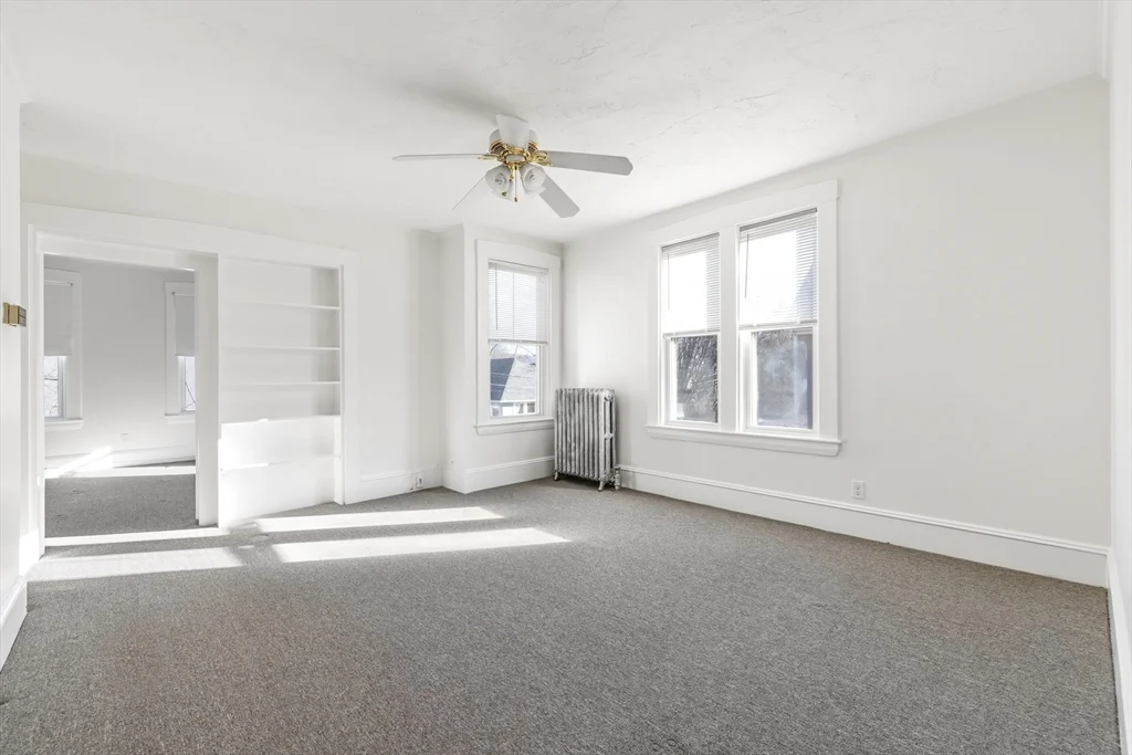 3 bed, 2 bath apartment for rent at 33 Pearl St Unit 2, Natick — photo 6 of 27