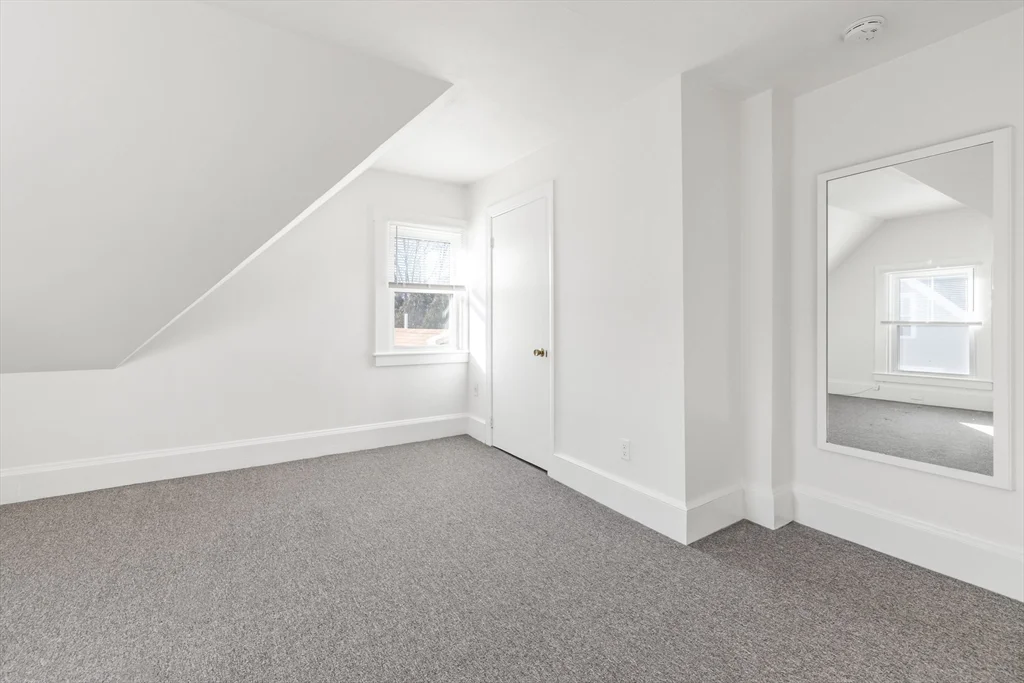 3 bed, 2 bath apartment for rent at 33 Pearl St Unit 2, Natick — photo 19 of 27